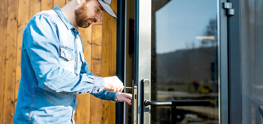 Frameless Glass Storefront Door Locks Replacement in Truckee, CA